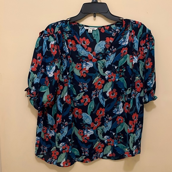 Zac & Rachel Tops - Zac & Rachel blouse, flower design, women’s size XL